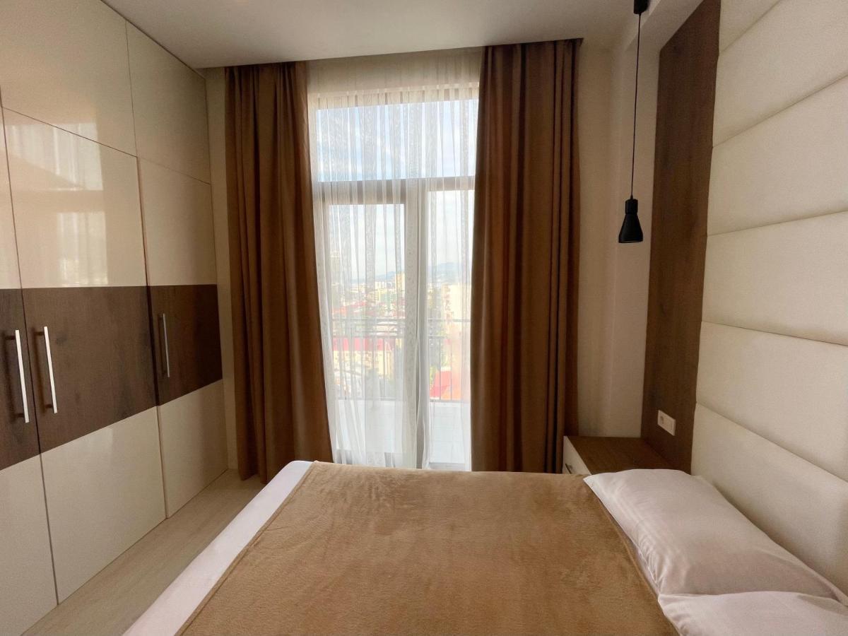 Apartments At Like House 바투미 외부 사진