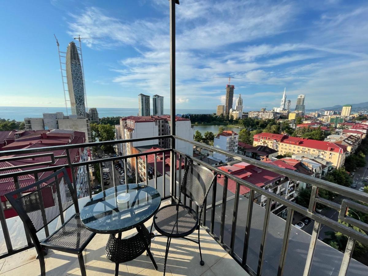 Apartments At Like House 바투미 외부 사진